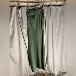 Elegant Green Satin Skirt
